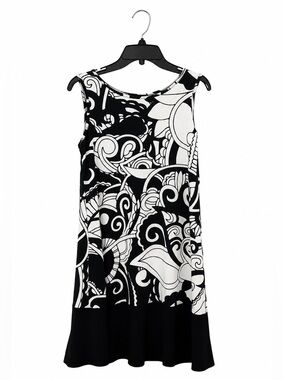 RN Studio Black & White Abstract Print A-Line Dress – Women’s Medium